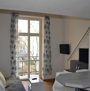Quiet Apartment In A Short Distance From The City Praha Exterior photo