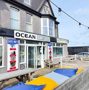 Ocean Surf Lodge New Quay Exterior photo