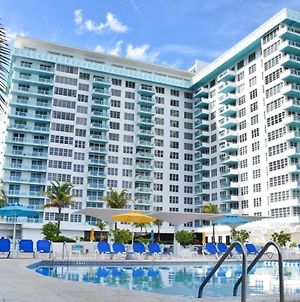 Seacoast Suites Miami Beach Exterior photo