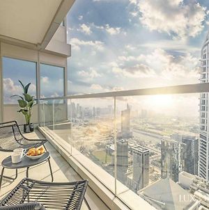 Lux The Sky View Suite Dubai Marina Exterior photo