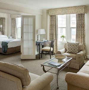 The Eliot Hotel Boston Room photo