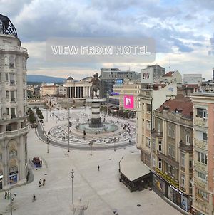 Hotel Square Skopje Exterior photo