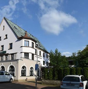 Hotel U Jezírka Liberec Exterior photo