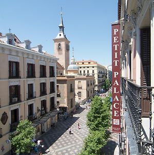 Hotel Petit Palace Arenal Madrid Exterior photo