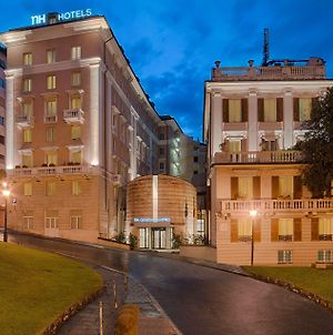 Hotel Nh Genova Centro Exterior photo