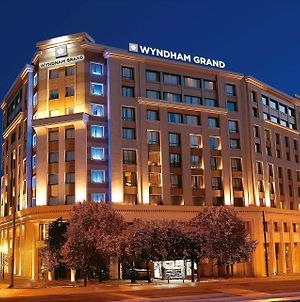 Hotel Wyndham Grand Atény Exterior photo