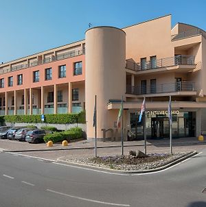 Hotel Nh Lecco Pontevecchio Exterior photo
