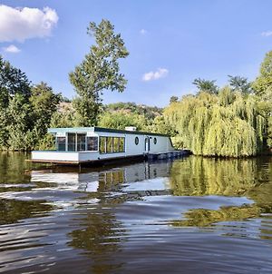 Hotel Houseboat - Best Place In Praha Exterior photo