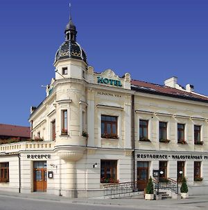 Hotel Jelínkova vila Velké Meziříčí Exterior photo
