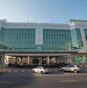 Holiday Inn Bur Dubai - Embassy District Dubaj Exterior photo