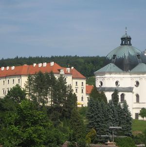 Hotel Zámek Křtiny Exterior photo