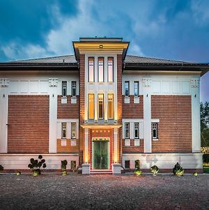 Hotel Vila Na Landeku Ostrava Exterior photo