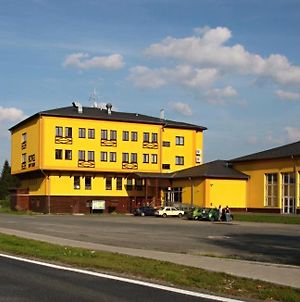 Hotel Zlatý Chlum Česká Ves Exterior photo