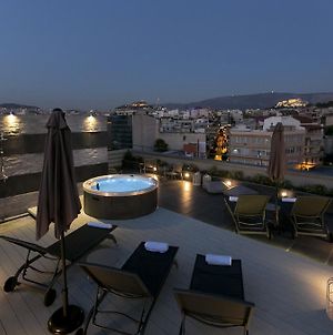47 Luxury Suites Atény Exterior photo