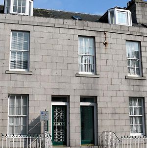Aaran Central Guesthouse Aberdeen Exterior photo