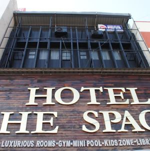 Hotel The Space Udajpur Exterior photo