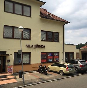 Hotel Vila Jiřinka Luhačovice Exterior photo
