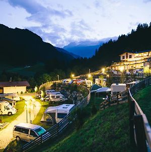 Hotel Camping Zogghof San Leonardo in Passiria Exterior photo