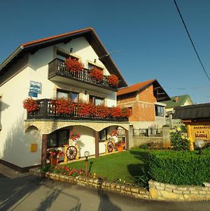 Hotel House Marinic Grabovac  Exterior photo