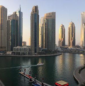 Higuests Vacation Homes - Marina Views Dubaj Exterior photo