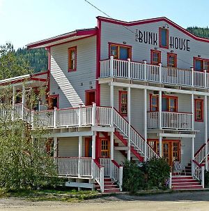 Hotel The Bunkhouse Dawson City Exterior photo