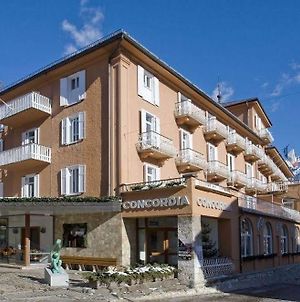 Hotel Concordia Parc Cortina dʼAmpezzo Exterior photo