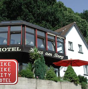 Hotel Haus Am Berg Trevír Exterior photo