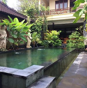 Bed and Breakfast Yulia 1 Sanur Exterior photo