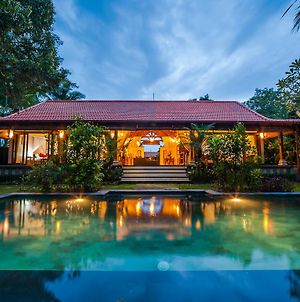 Villa Aashaya Ubud Exterior photo