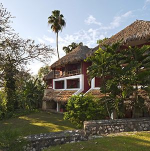Hotel Camino Real Tikal‎ Exterior photo