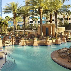 Hotel Hilton Grand Vacations Club On The Las Vegas Strip Exterior photo