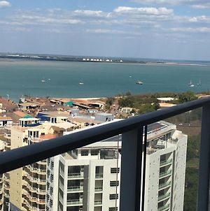 Apartmán Darwin City - The Oaks With Harbour Views Exterior photo