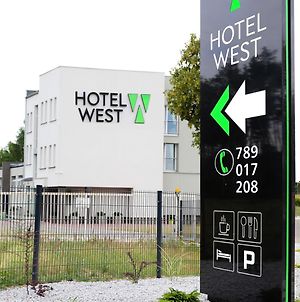 Poznan West Hotel - Airport Exterior photo