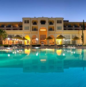 Hotel Ramada Plaza By Wyndham Tunis Gammarth Exterior photo