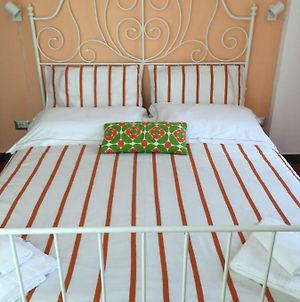 Bed and Breakfast Taormina'S Sun Exterior photo