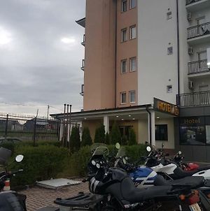Hotel Rio Priština Exterior photo