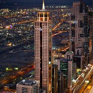 The Tower Plaza Hotel Dubai Dubaj Exterior photo