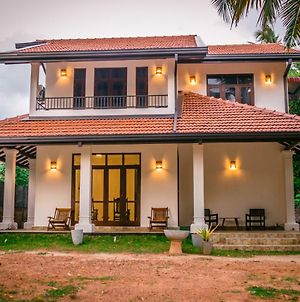 Bivora Villa Negombo Exterior photo