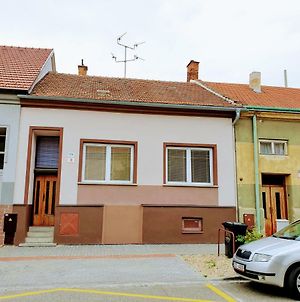 Apartmán Čechovka Břeclav Exterior photo