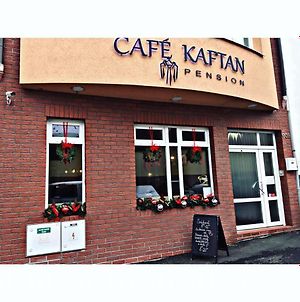 Cafe Kaftan - Pension Kolín Exterior photo