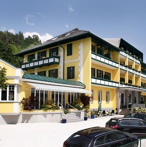 Hotel Kaiser Franz Josef Millstatt Exterior photo