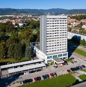 Lux Hotel Banská Bystrica Exterior photo