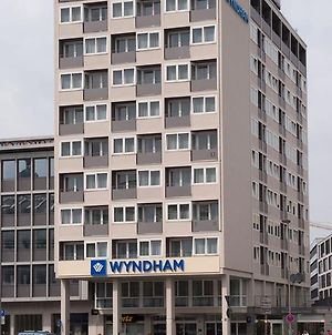 Hotel Wyndham Koln Exterior photo