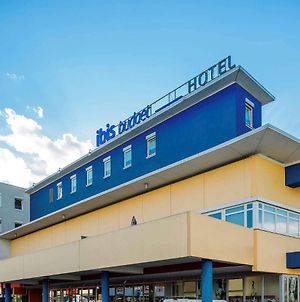Hotel Ibis Budget Salzburg Airport - Contactless Check-In Exterior photo
