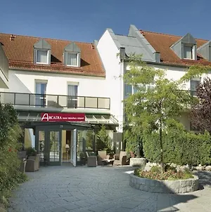 Hotel Ramada By Wyndham Munchen Airport Schwaig bei Nürnberg Exterior photo